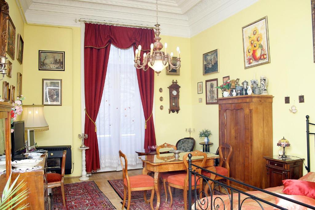 Budapest Tourist Apartments - Jozsef Korut Room photo